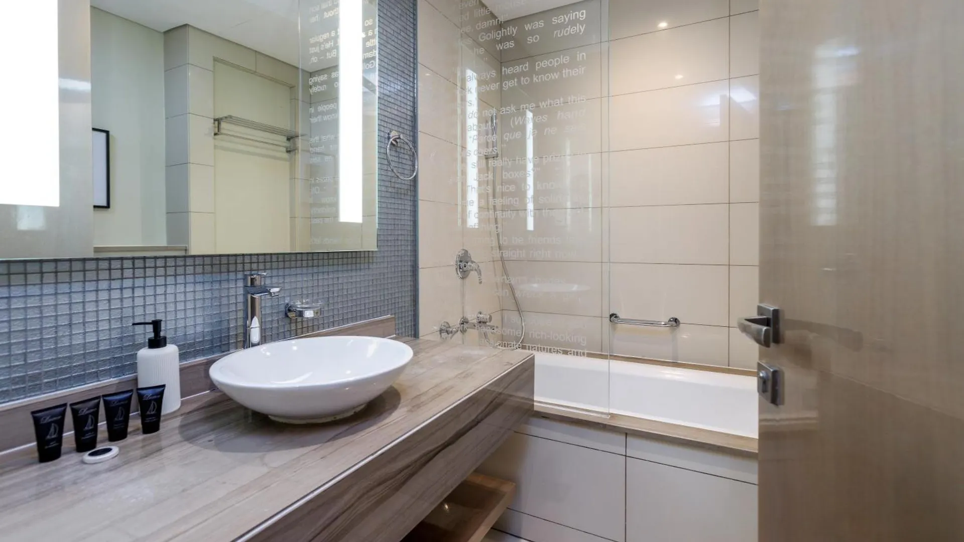High Floor - 2Br Apartment In Paramount Tower, Business Bay - Allsopp & Allsopp Dubai 0*,