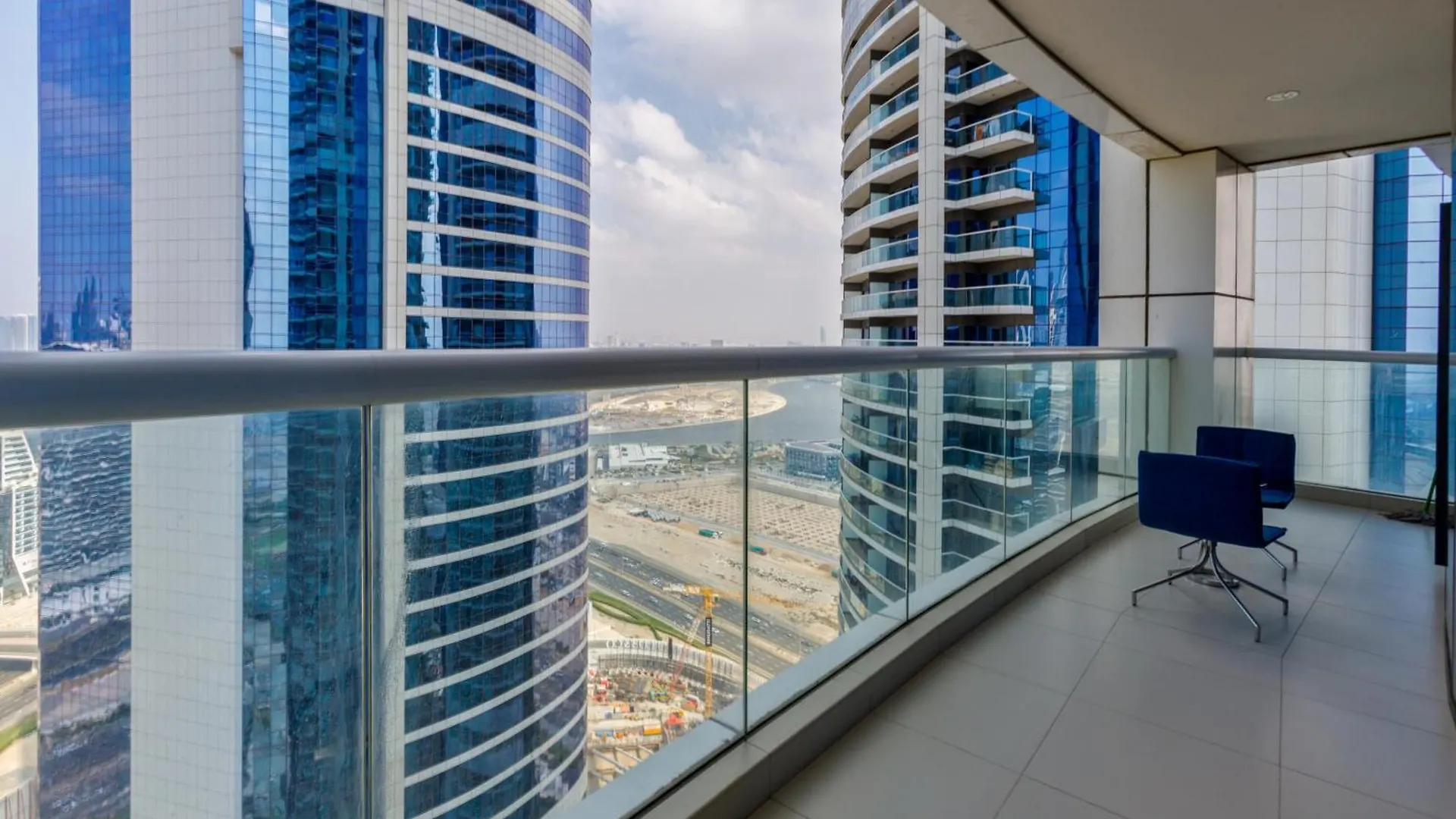 High Floor - 2Br Apartment In Paramount Tower, Business Bay - Allsopp & Allsopp Dubai United Arab Emirates