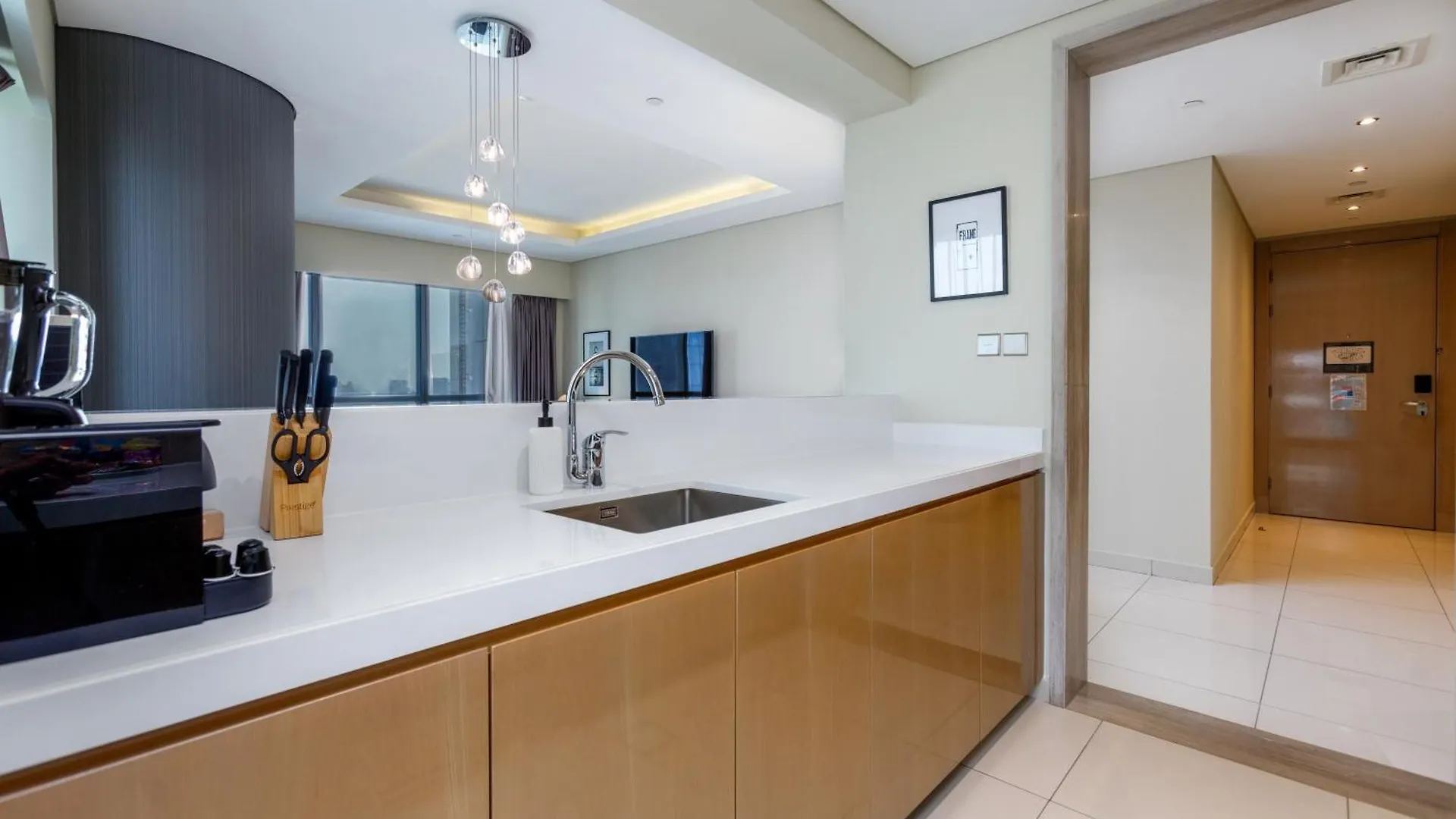 High Floor - 2Br Apartment In Paramount Tower, Business Bay - Allsopp & Allsopp Dubai